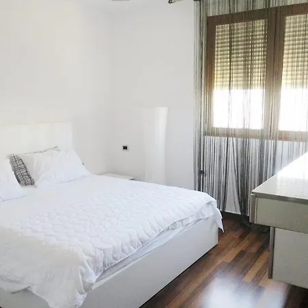Apartment Nys Spacious