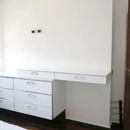 Nys Spacious Apartment *